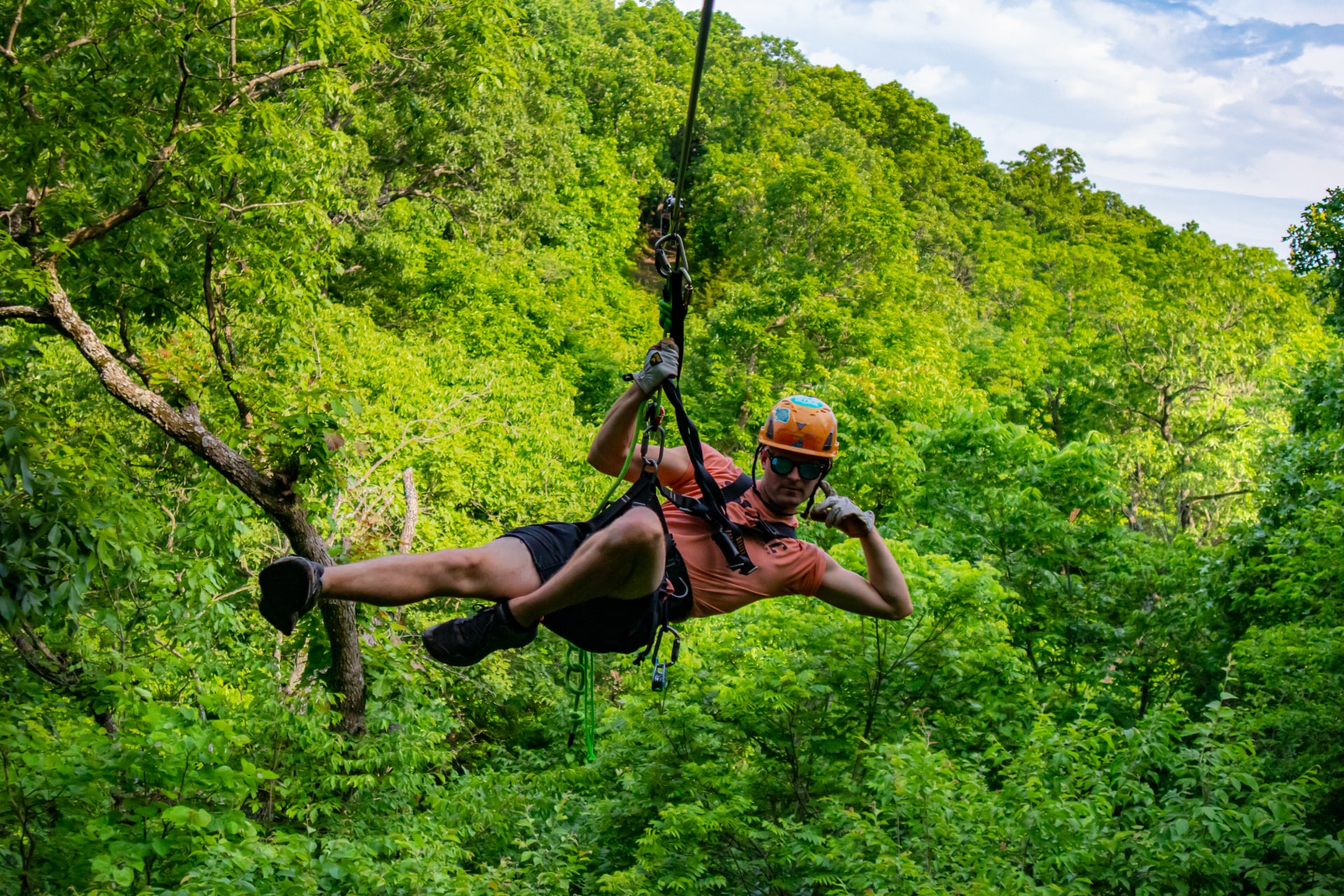 zip-1-min Boost team morale, enhance communication, and foster collaboration with ZipKC's customizable company outings and team-building activities. Book your event today!